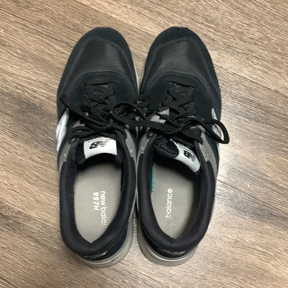 New Balance 997H shoes