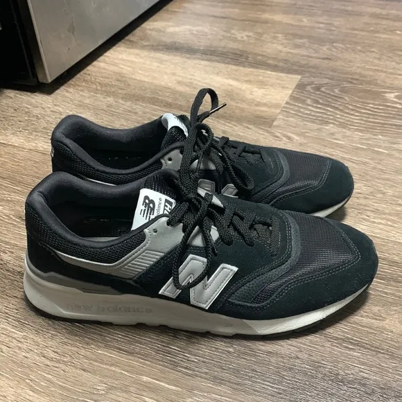New Balance 997H shoes