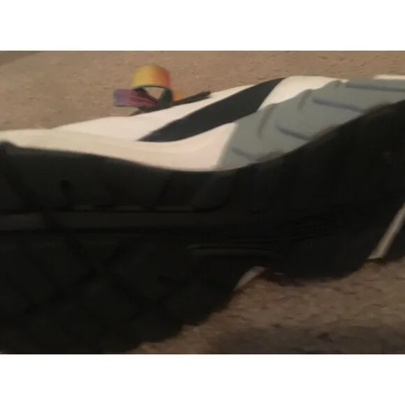 New Balance Adult Unisex Athletic Shoes Walking Running Size 8.5