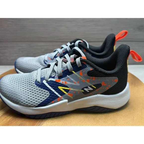 New Balance Boys Size 1 Running Shoes Sneakers GKRAVGN2