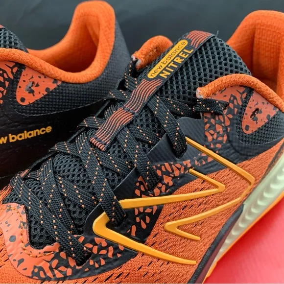 New Balance Dynasoft Nitrel Size 9 / 11 Mens