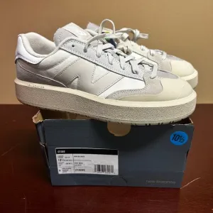 New Balance Mens Gray Beige CT302 Lace Up Athletic Tennis Shoes Size 10.5 or11.5
