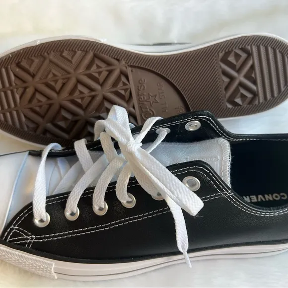 New! CONVERSE Chuck Taylor All Star Lift Platform Unisex Shoes. Black Leather