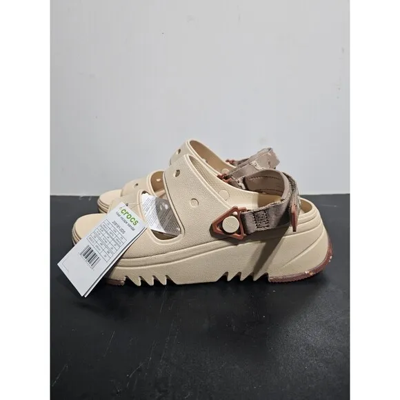 New Crocs Classic Hiker Xscape Sandals vanilla Men's 8 Women's 10