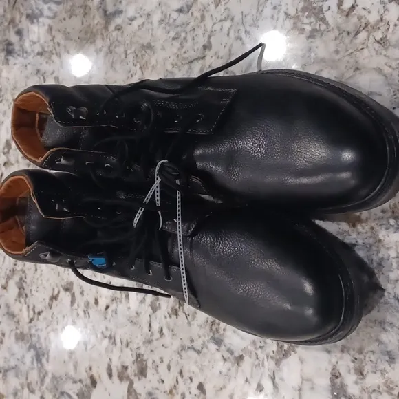 New Johnston &amp; Murphy Black Waterproof Leather XC4 MENS SZ 13 BOOTS
