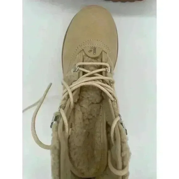 NEW Larroude Vail waterproof Boot in Sand &amp; Cream‎ size 5 $415.00