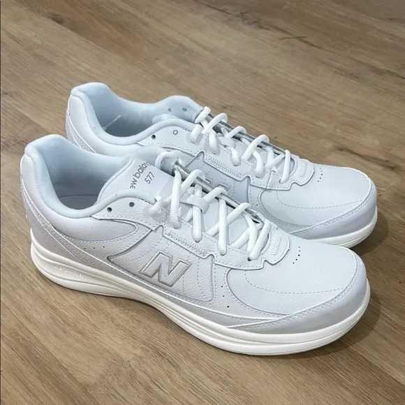 NEW Men’s New Balance 577 Walking Shoes
