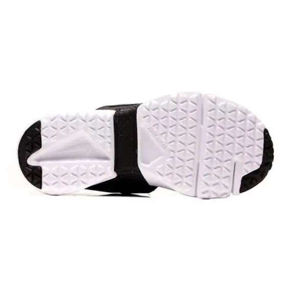NEW NIKE kids huarache extreme shoes in black/gold