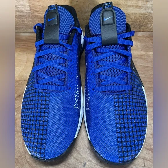 NEW Nike Metcon 8 Womens Size 10.5 Training Shoes Sneakers Blue Black DO9328-400
