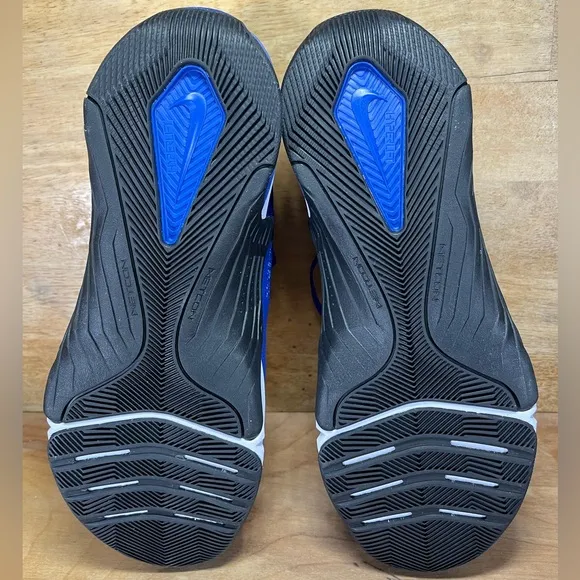 NEW Nike Metcon 8 Womens Size 10.5 Training Shoes Sneakers Blue Black DO9328-400