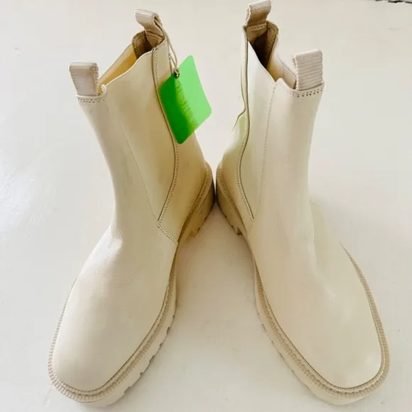 NEW Sam Edelman Modern Ivory Laguna Women's Chelsea Boots Size 9.5W Waterproof