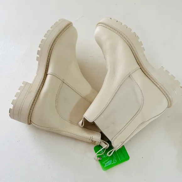 NEW Sam Edelman Modern Ivory Laguna Women's Chelsea Boots Size 9.5W Waterproof