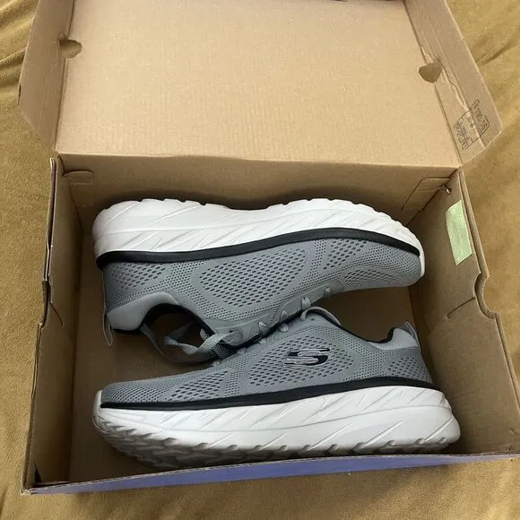 New Skechers Men's D'Lux Ultra Sneaker Shoe Premium Cushion Style 16943S w/ Box‎