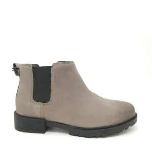 NEW Sorel Emelie II Chelsea Boots Womens 6.5 Classic Minimalist City Outdoors