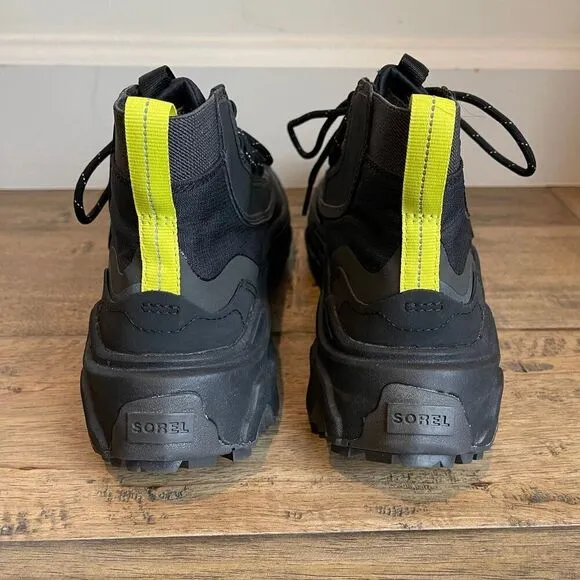 NEW Sorel Kinetic Breakthru venture sneakers in jet black size 9