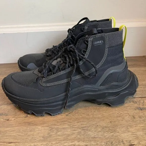 NEW Sorel Kinetic Breakthru venture sneakers in jet black size 9