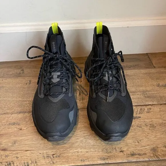 NEW Sorel Kinetic Breakthru venture sneakers in jet black size 9