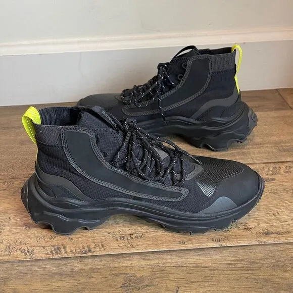 NEW Sorel Kinetic Breakthru venture sneakers in jet black size 9