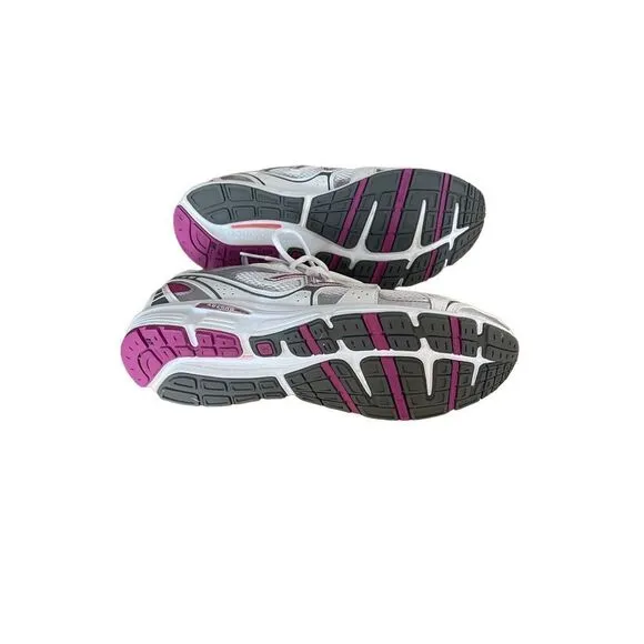 New Balance Womens White Pink Lace Up Running Comfort Athletic Shoes Size 9