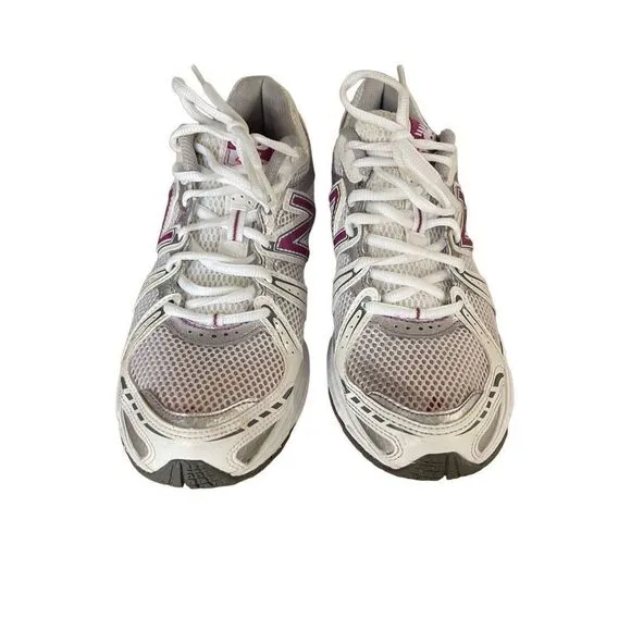New Balance Womens White Pink Lace Up Running Comfort Athletic Shoes Size 9