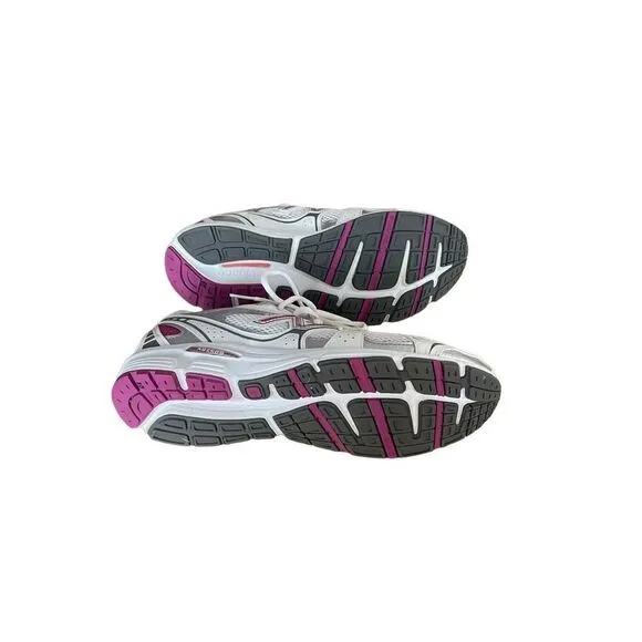 New Balance Womens White Pink Lace Up Running Comfort Athletic Shoes Size 9