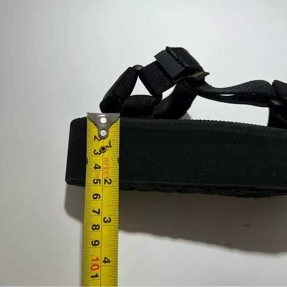 [NEW/BNIB] Teva Black Flatform Platform Universal Sandals - US 7 / EU 38 / UK 5