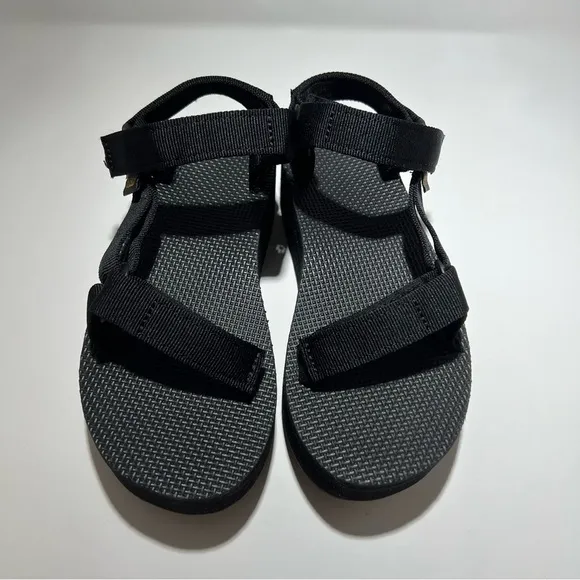[NEW/BNIB] Teva Black Flatform Platform Universal Sandals - US 7 / EU 38 / UK 5