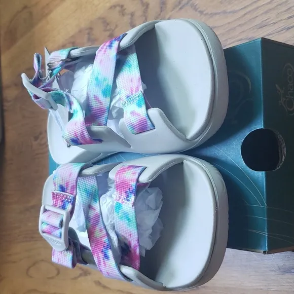 NIB Chaco Chillos Slide Sandal White And Multicolor Tie Dye Print Kids Size 4