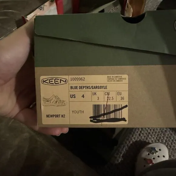 NIB New Big‎ Kids Keen Newport H2 Blue Strappy Outdoor Shoes Sandals Size 4 Y