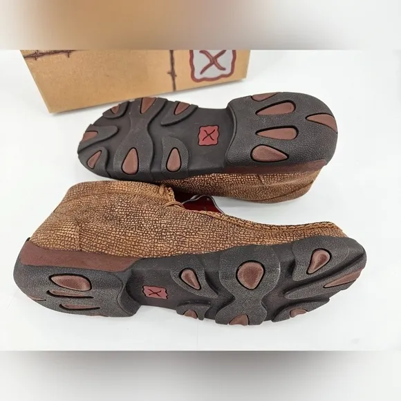 NIB Twisted X Men's Sz 10 W Chukka Driving DISTRESSED GRAIN Moc Shoes MDM0017