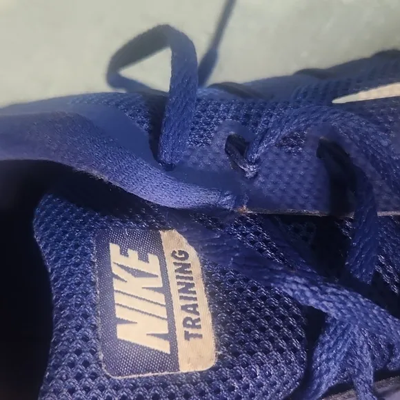 NIKE 12 BLUE AND WHITE ATLHETICS TENIS