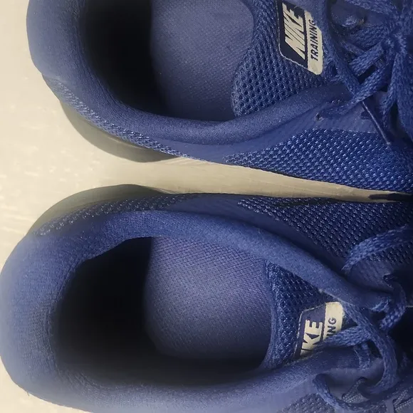 NIKE 12 BLUE AND WHITE ATLHETICS TENIS