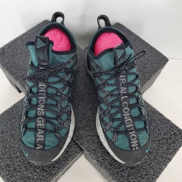 Nike ACG React Terra Gobe Deep Jungle BV6344-300 Size 10.5 Shoes 2019