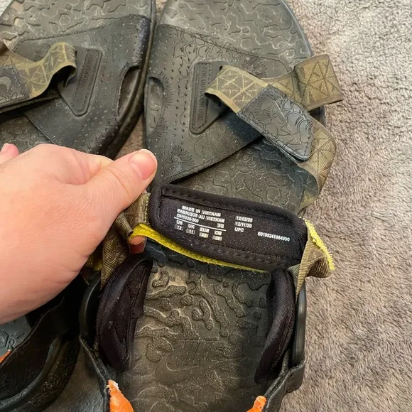 Nike Air Deschutz Outdoor Mens Sandals