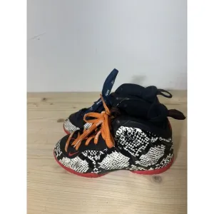 Nike Air Foamposite One‎ GS Snakeskin Black White Red Sneakers Shoe Size 12 S23