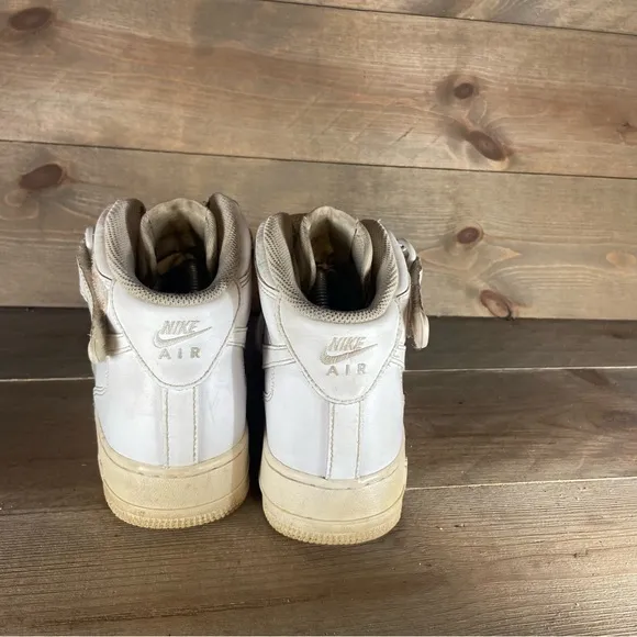 Nike Air Force one mid Mens size 8.5 shoes white leather comfort sneakers