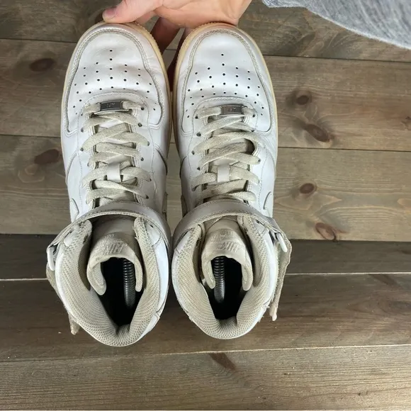 Nike Air Force one mid Mens size 8.5 shoes white leather comfort sneakers