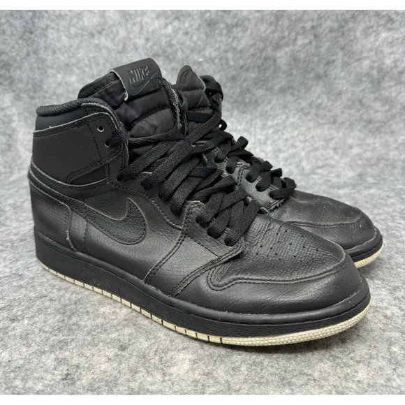 Nike Air Jordan 1 Retro High Black OG Shoes Boys Size 6.5Y Sneakers 575441-002