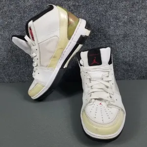 Nike Air Jordan Ol School White/Varsity Red/Black (331820-161) Size 6Y