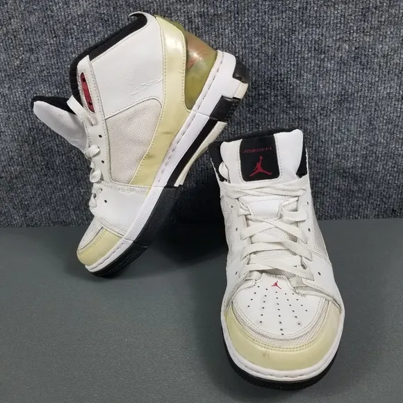 Nike Air Jordan Ol School White/Varsity Red/Black (331820-161) Size 6Y