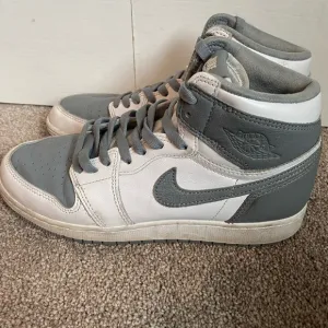 Nike Air Jordan Sneakers Gray White Size EUR 40 US Youth 7Y Womens 8.5