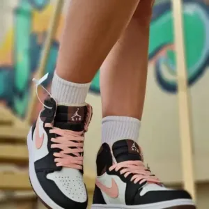 Nike Air Jordan Women's Black and Pink Sneakers