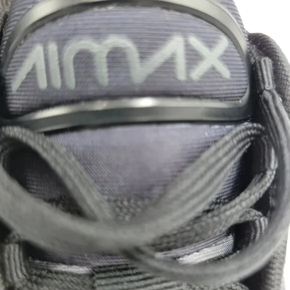 Nike Air Max 720 Womens Size 6.5 Shoes Sneakers AR9293-003 Black-Anthracite