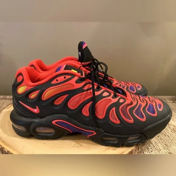 Nike Air Max Plus Drift All Day Black Bright Crimson Men’s Size 11 FD4290-003