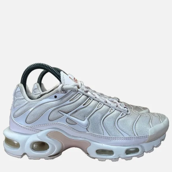 Nike Air Max Plus TN SE Womens Size 7 Shoes Sneakers Pale Pink CD0182-600