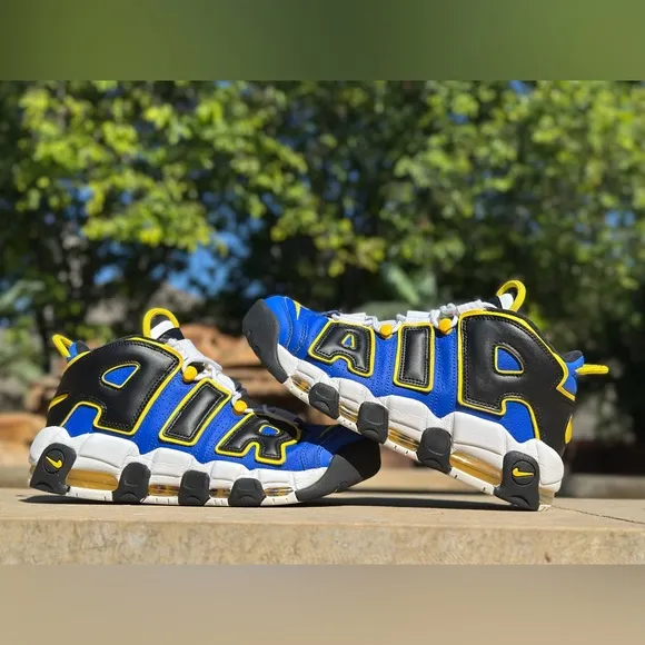 Nike Air More Uptempo Peace, Love, and Basketball - Size 9 Men’s (DC1399-400)