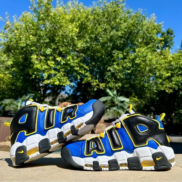Nike Air More Uptempo Peace, Love, and Basketball - Size 9 Men’s (DC1399-400)
