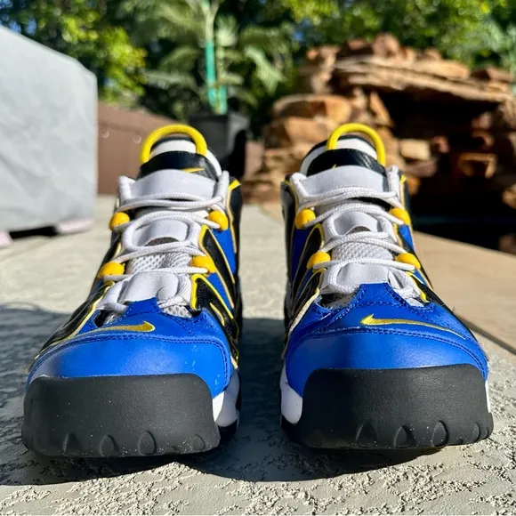 Nike Air More Uptempo Peace, Love, and Basketball - Size 9 Men’s (DC1399-400)