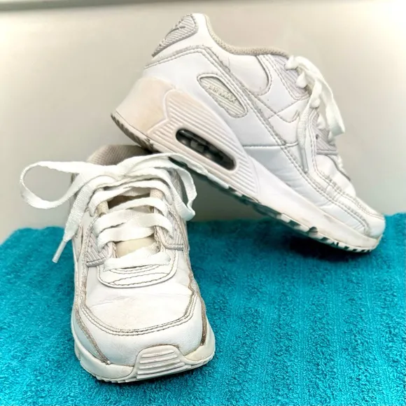 Nike Air  White Tennis Shoes