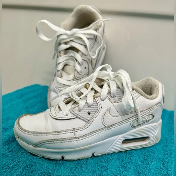 Nike Air  White Tennis Shoes